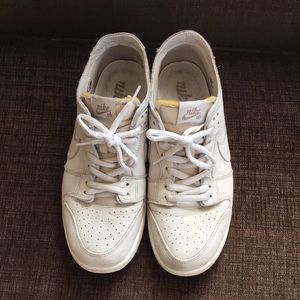 Nike dunk low sb deconstructed
